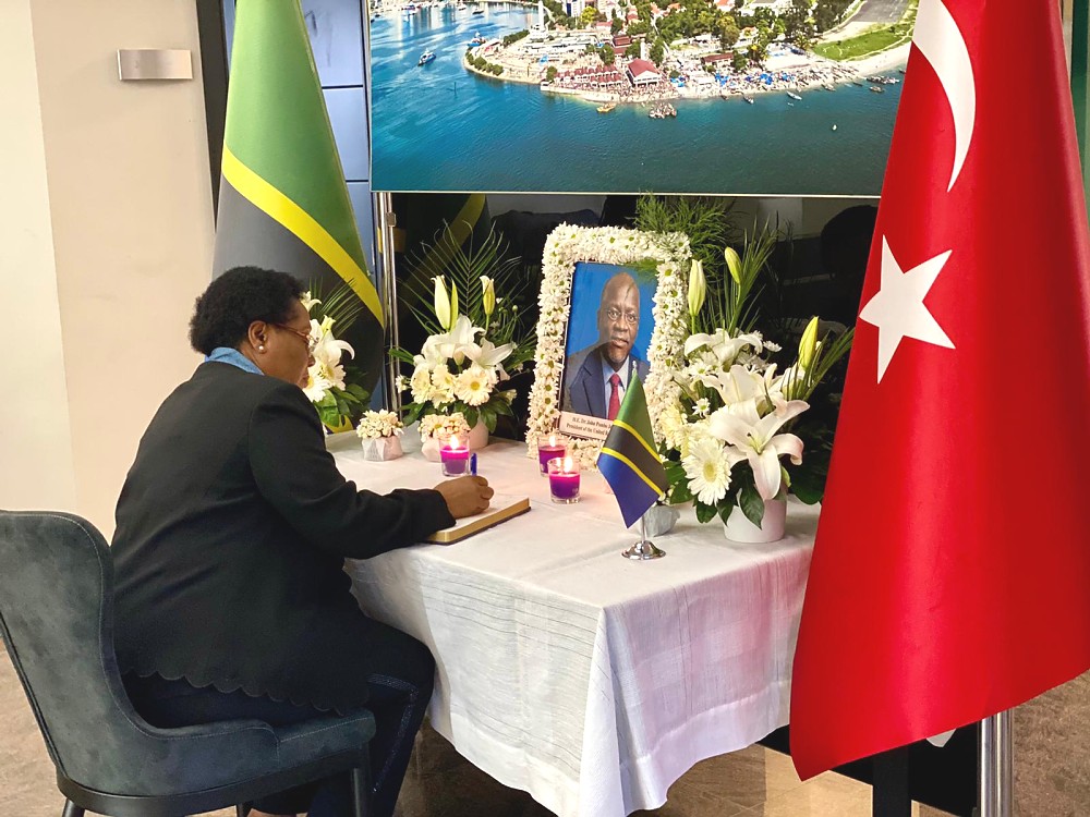 H.E the Ambassador of the United Republic of Tanzania in Turkey Pro. Elizabeth Kiondo signing the book of condolences at the Embassy.