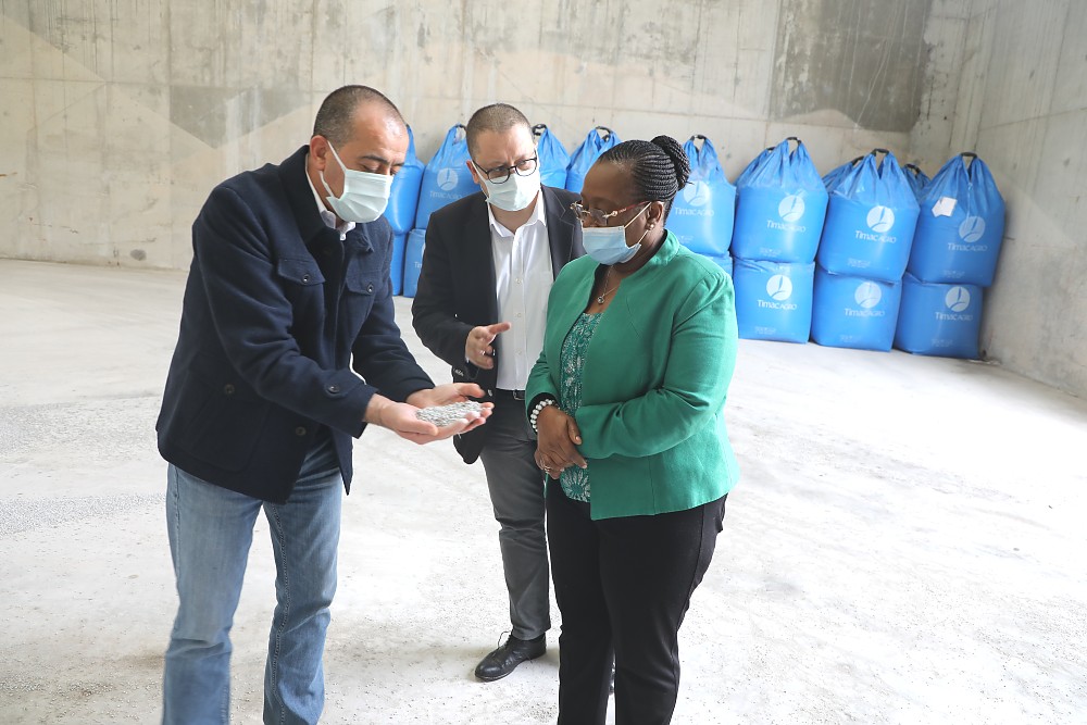 Ambassador Prof Kiondo visit the production facility and fertilizer production at Sulfert Company in Izmir.